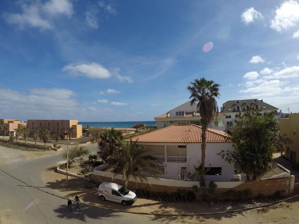 Surf House Cabo Verde Santa Maria Exterior photo